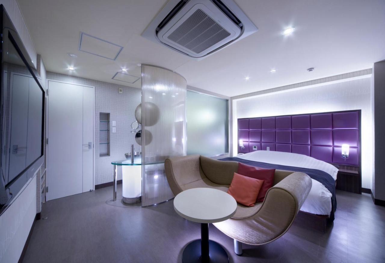 Hotel Glow Yokkaichi (Adults Only) Esterno foto