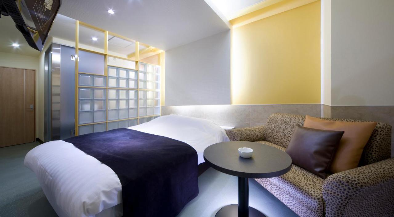 Hotel Glow Yokkaichi (Adults Only) Esterno foto