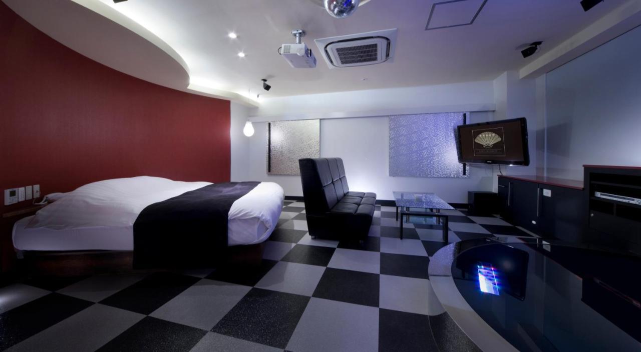 Hotel Glow Yokkaichi (Adults Only) Esterno foto